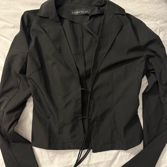 Lioness Top - Picture 3 of 3